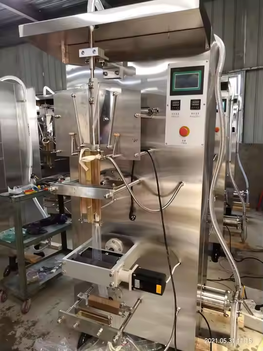 SJ-ZF1000 Automatic Liquid Packaging Machine – Large Volume, with Bag Making & Sealing